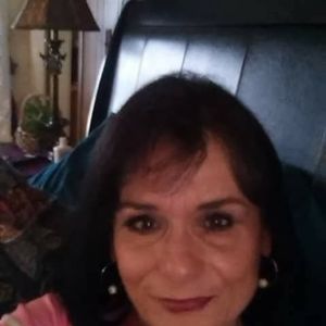 Meet your Posher, Vickie